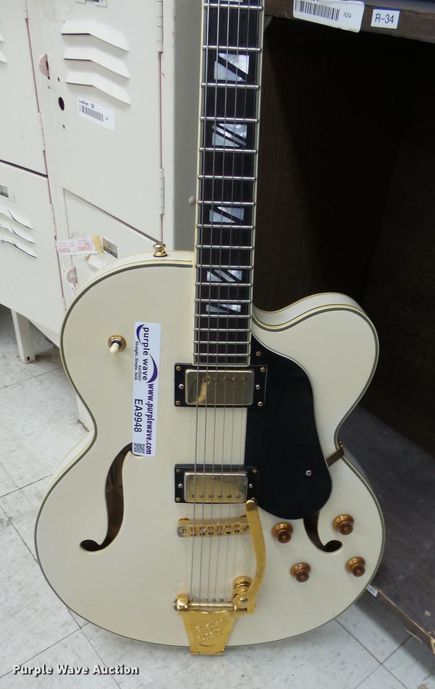 image for item EA9948 Washburn guitar