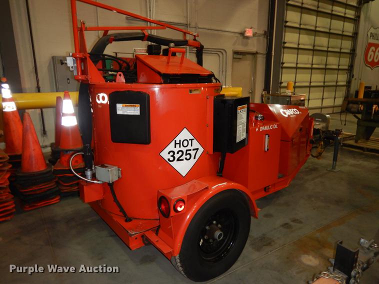 image for item EN9141 2005 Crafco SS125 crack sealer