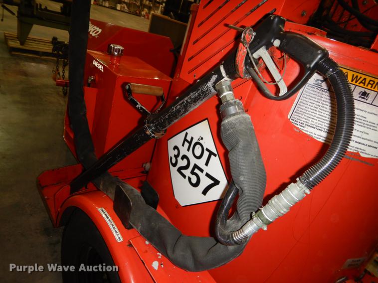 image for item EN9141 2005 Crafco SS125 crack sealer