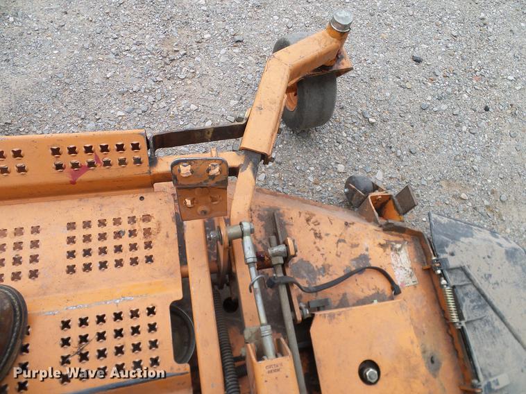 image for item EO9768 2005 Scag Turf Tiger 61 ZTR lawn mower