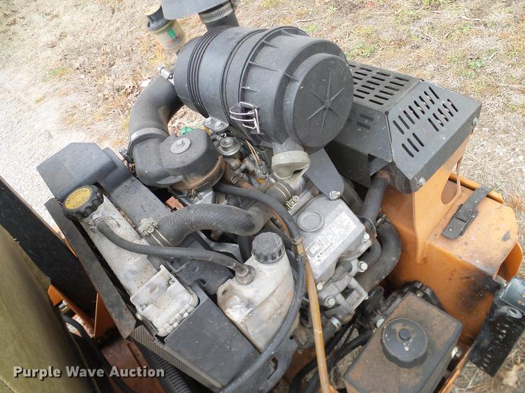 image for item EO9768 2005 Scag Turf Tiger 61 ZTR lawn mower