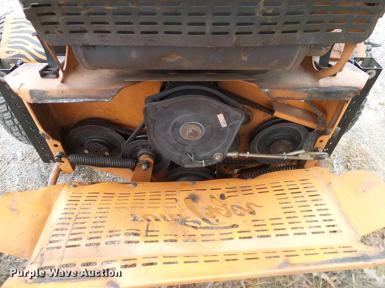 image for item EO9768 2005 Scag Turf Tiger 61 ZTR lawn mower