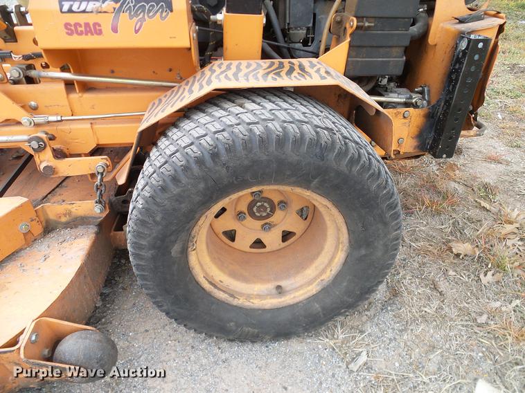 image for item EO9768 2005 Scag Turf Tiger 61 ZTR lawn mower
