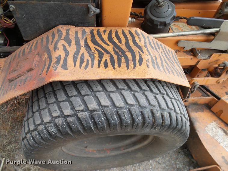 image for item EO9768 2005 Scag Turf Tiger 61 ZTR lawn mower