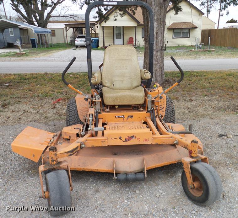 image for item EO9769 2009 Scag Turf Tiger 61 ZTR lawn mower