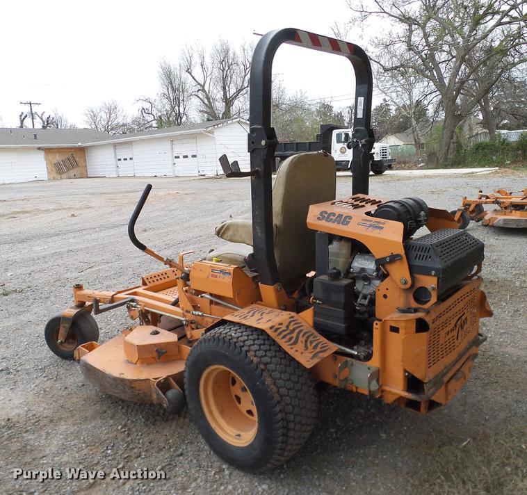 image for item EO9769 2009 Scag Turf Tiger 61 ZTR lawn mower