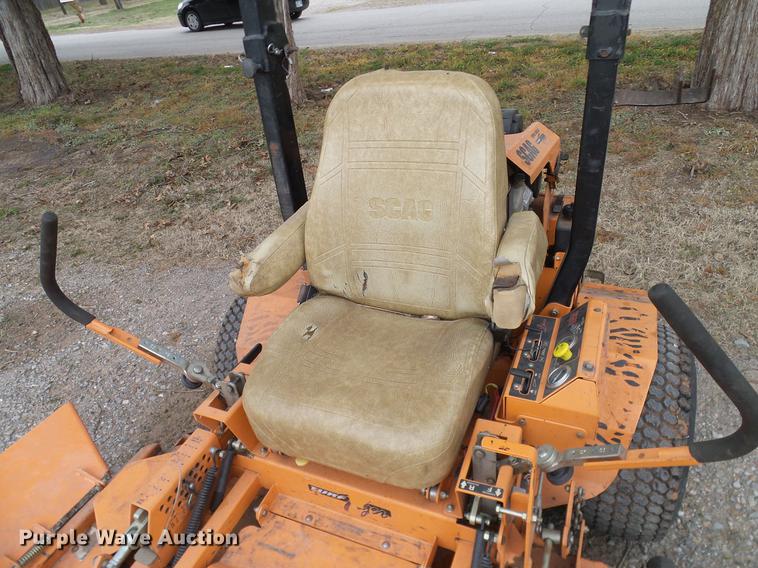 image for item EO9769 2009 Scag Turf Tiger 61 ZTR lawn mower