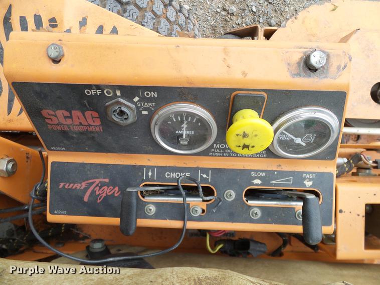image for item EO9769 2009 Scag Turf Tiger 61 ZTR lawn mower