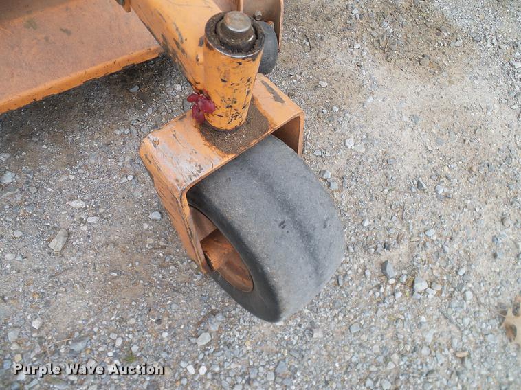 image for item EO9769 2009 Scag Turf Tiger 61 ZTR lawn mower