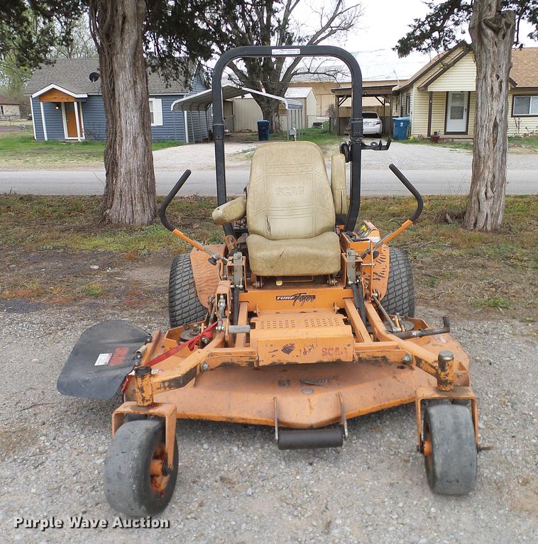 image for item EO9770 2009 Scag Turf Tiger 61 ZTR lawn mower
