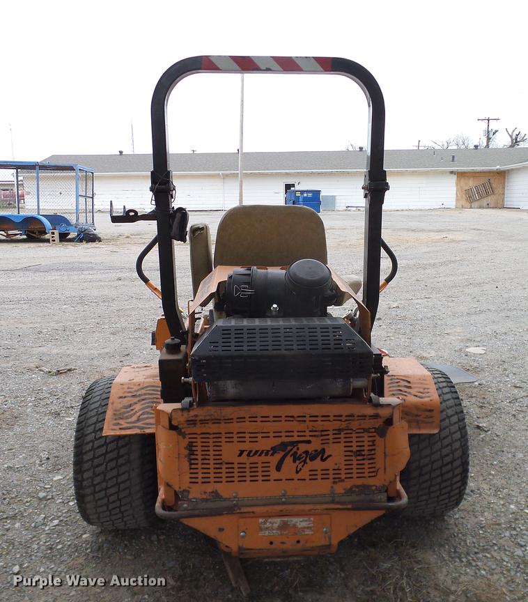 image for item EO9770 2009 Scag Turf Tiger 61 ZTR lawn mower