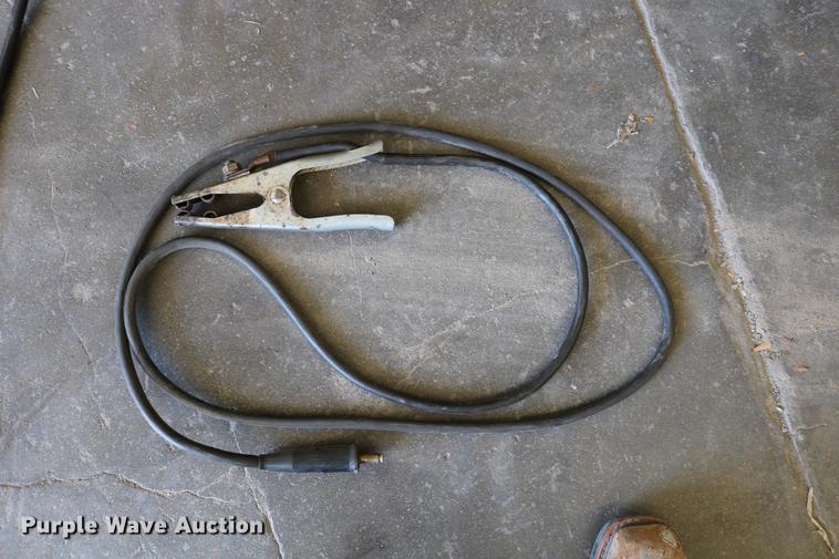 image for item EW9045 Lincoln DC-400 arc/wire welder