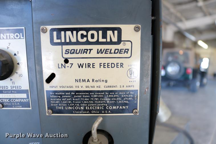 image for item EW9045 Lincoln DC-400 arc/wire welder