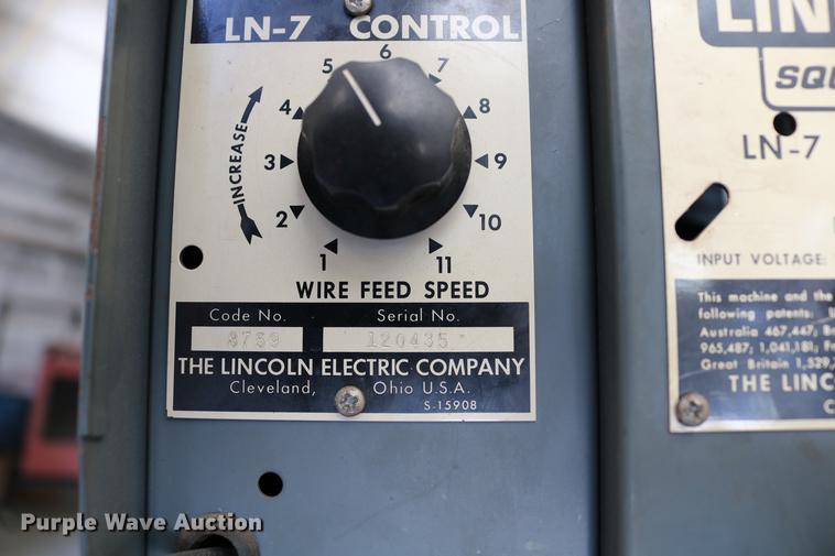image for item EW9045 Lincoln DC-400 arc/wire welder