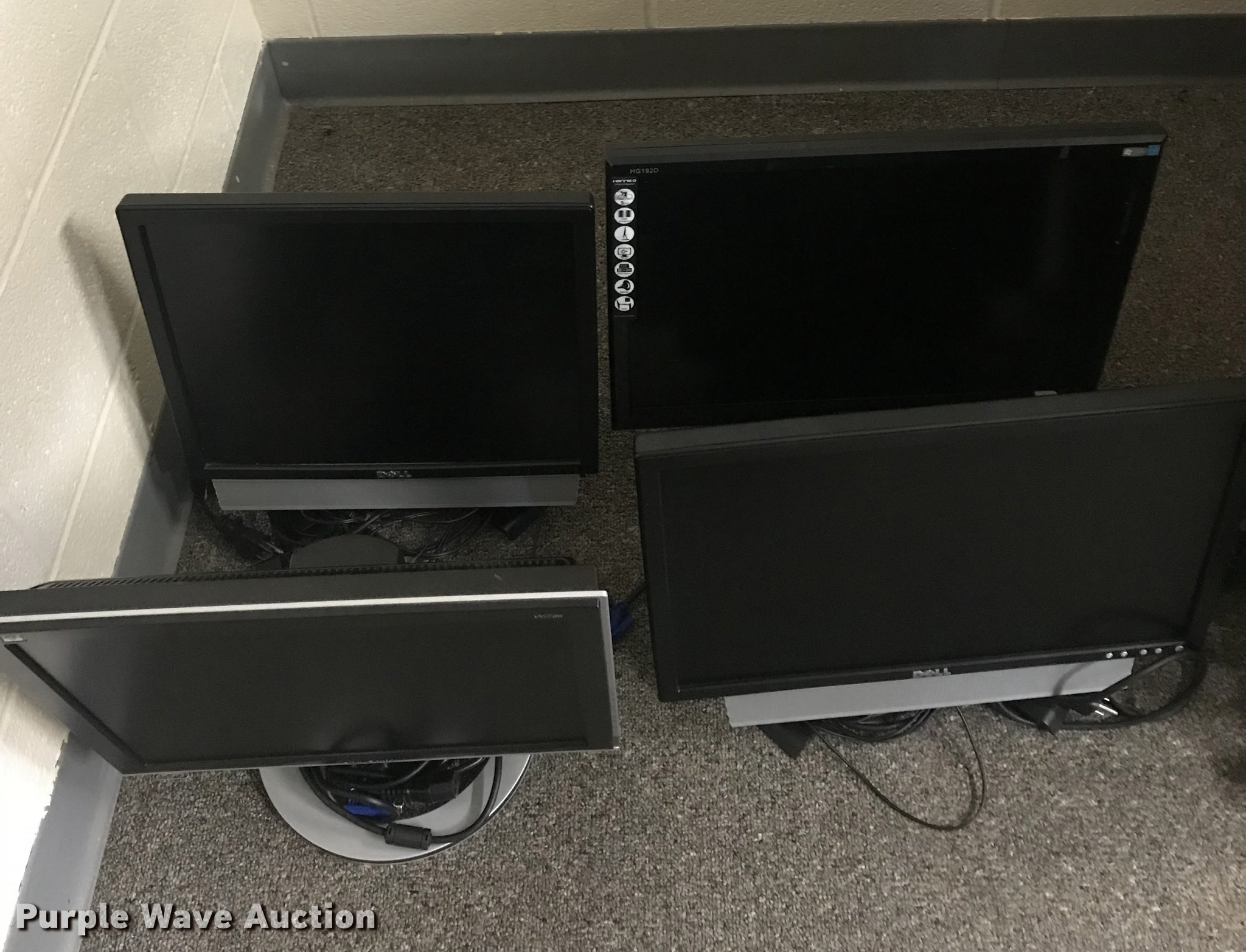 Computers in Kansas City, KS Item G1071 sold Purple Wave