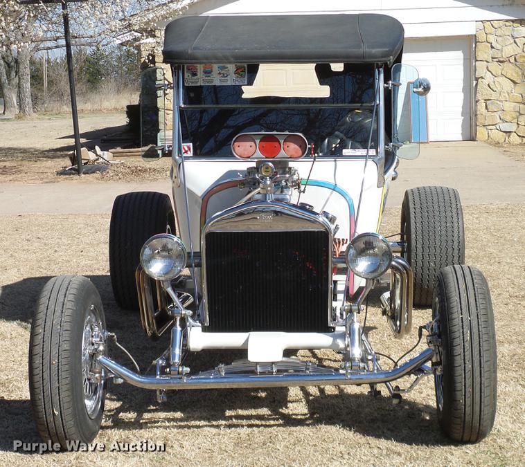 image for item AO9330 1920 Ford Model T