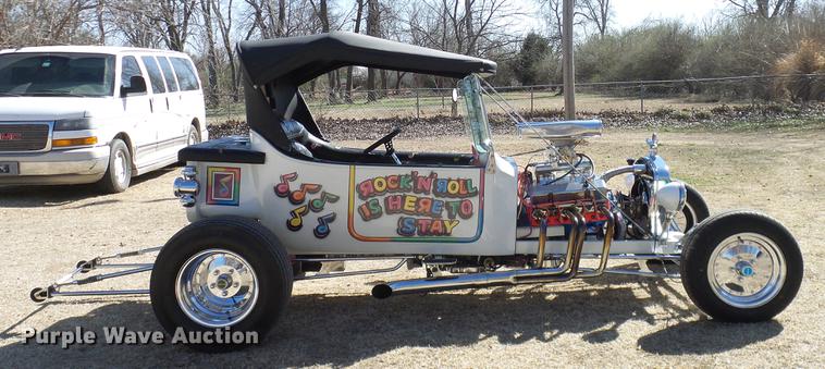 image for item AO9330 1920 Ford Model T