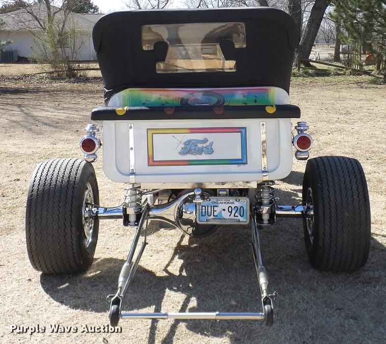 image for item AO9330 1920 Ford Model T