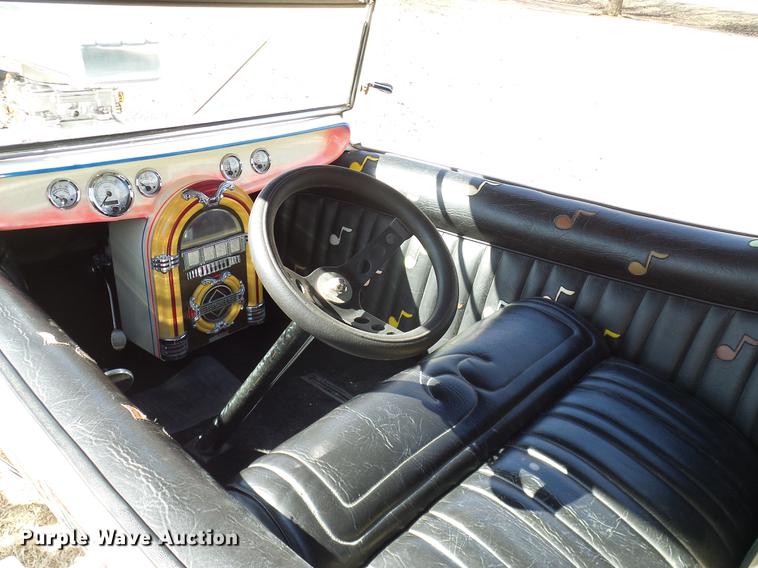 image for item AO9330 1920 Ford Model T