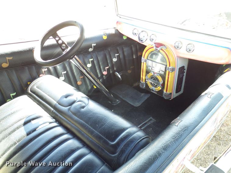 image for item AO9330 1920 Ford Model T