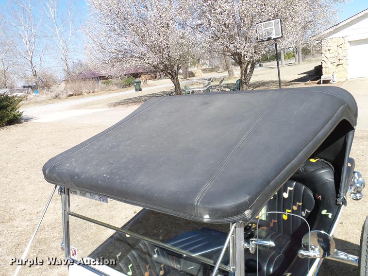 image for item AO9330 1920 Ford Model T