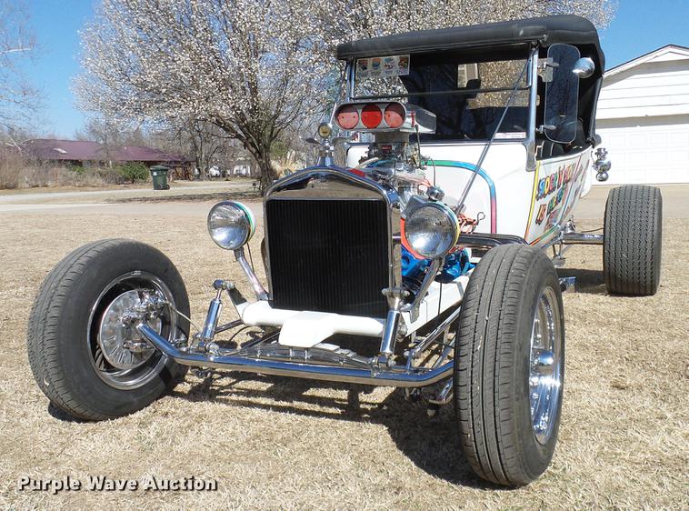 image for item AO9330 1920 Ford Model T