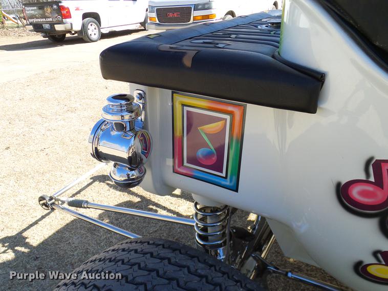 image for item AO9330 1920 Ford Model T