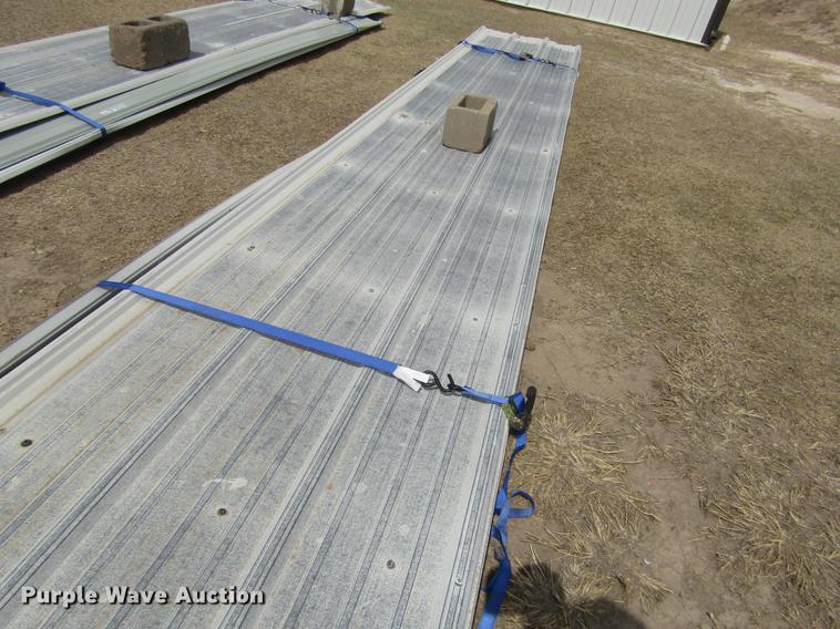 image for item BU9683 Sheets of metal siding/roofing