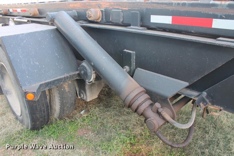 image for item DB5089 1992 Galbreath roll off trailer