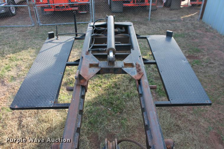 image for item DB5089 1992 Galbreath roll off trailer