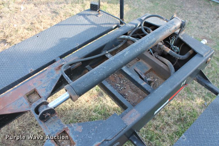 image for item DB5089 1992 Galbreath roll off trailer