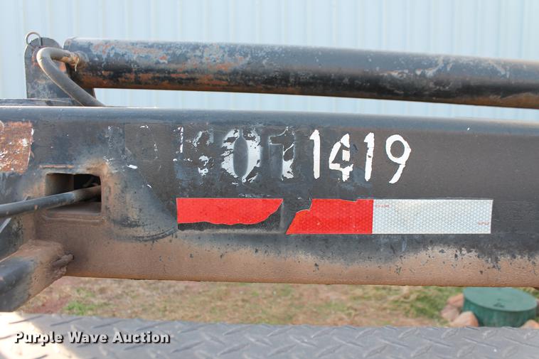 image for item DB5089 1992 Galbreath roll off trailer