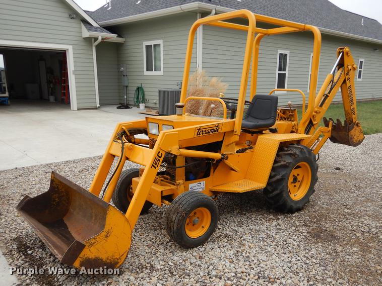 image for item DC0370 Terramite T5C backhoe
