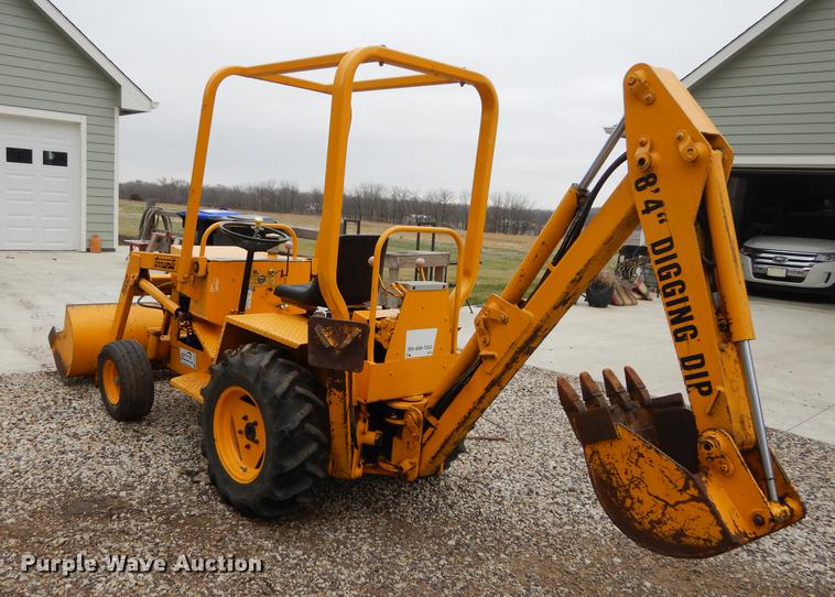 image for item DC0370 Terramite T5C backhoe