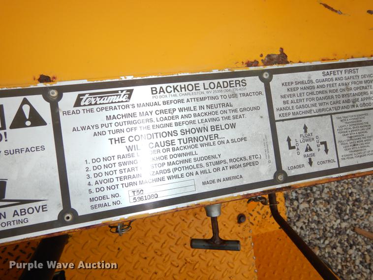 image for item DC0370 Terramite T5C backhoe