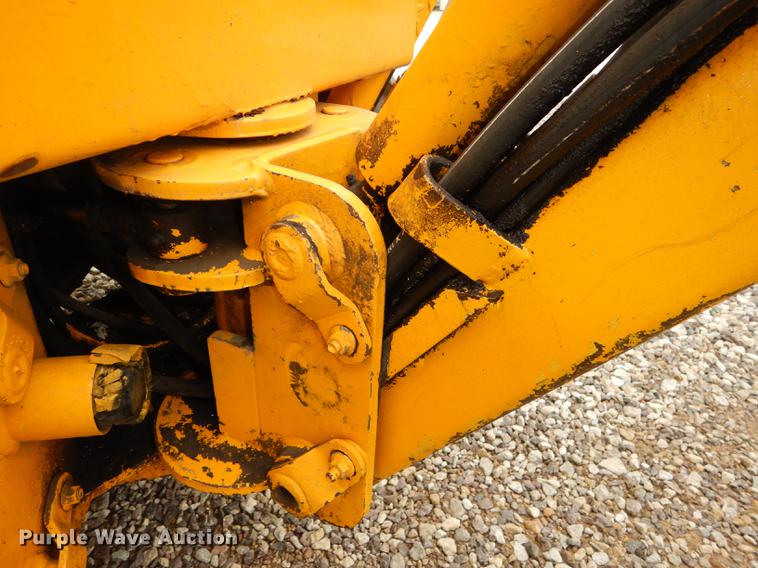 image for item DC0370 Terramite T5C backhoe