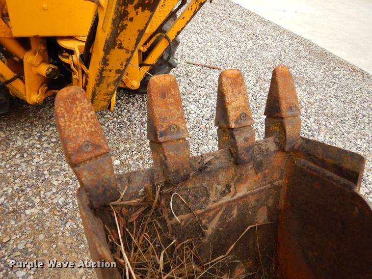 image for item DC0370 Terramite T5C backhoe