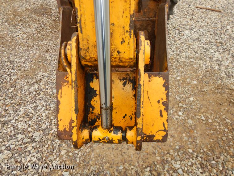 image for item DC0370 Terramite T5C backhoe