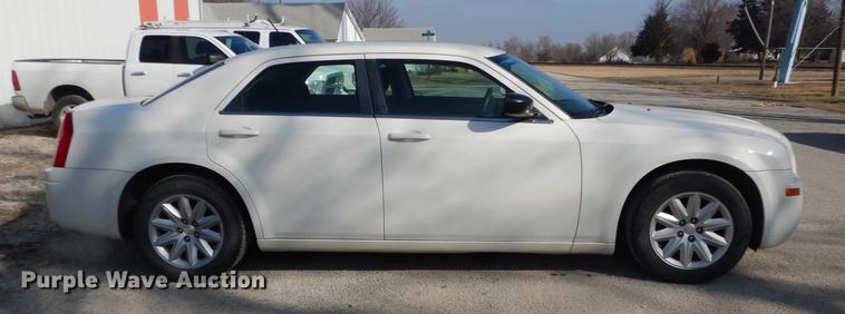 image for item DC0376 2008 Chrysler 300