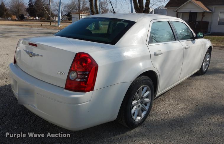 image for item DC0376 2008 Chrysler 300