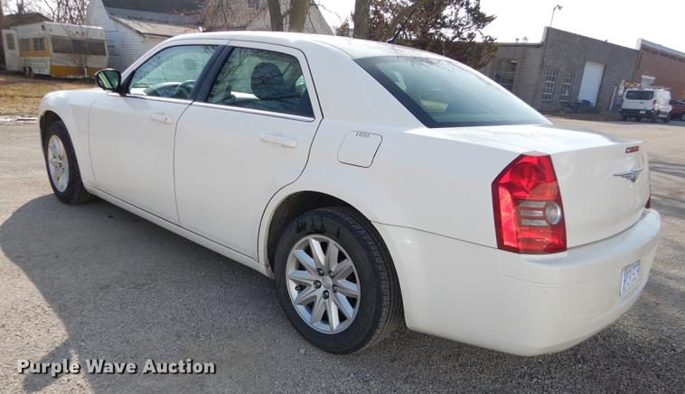 image for item DC0376 2008 Chrysler 300