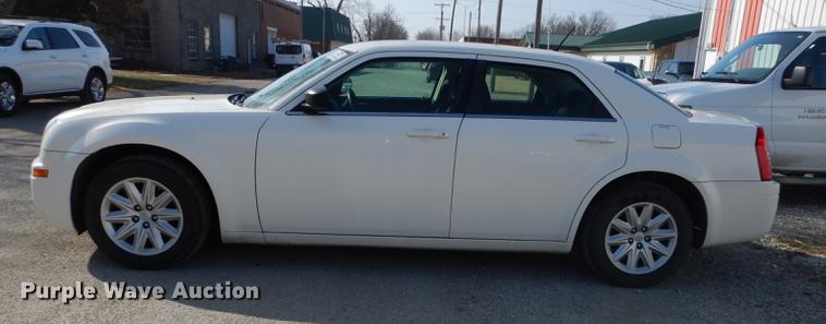 image for item DC0376 2008 Chrysler 300