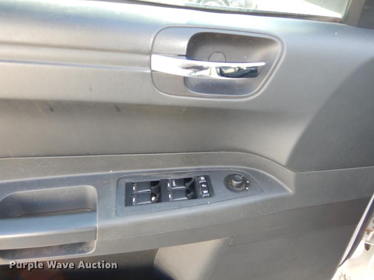 image for item DC0376 2008 Chrysler 300