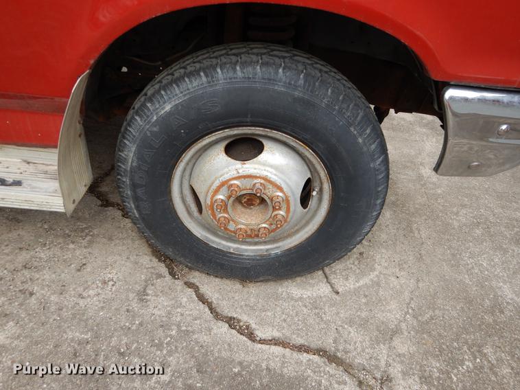 image for item DC0379 1989 Ford F350 Custom Crew Cab pickup truck