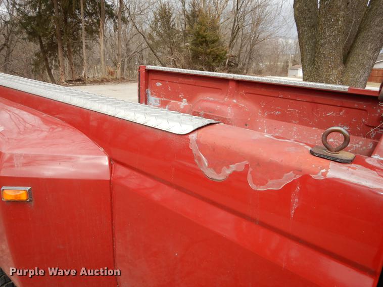 image for item DC0379 1989 Ford F350 Custom Crew Cab pickup truck