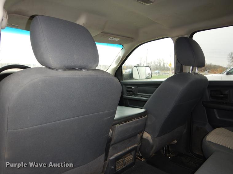 image for item DC0383 2010 Dodge Ram 2500HD ST Quad Cab pickup truck