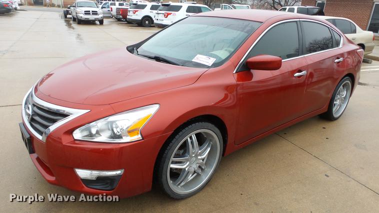 image for item DC0746 2013 Nissan Altima