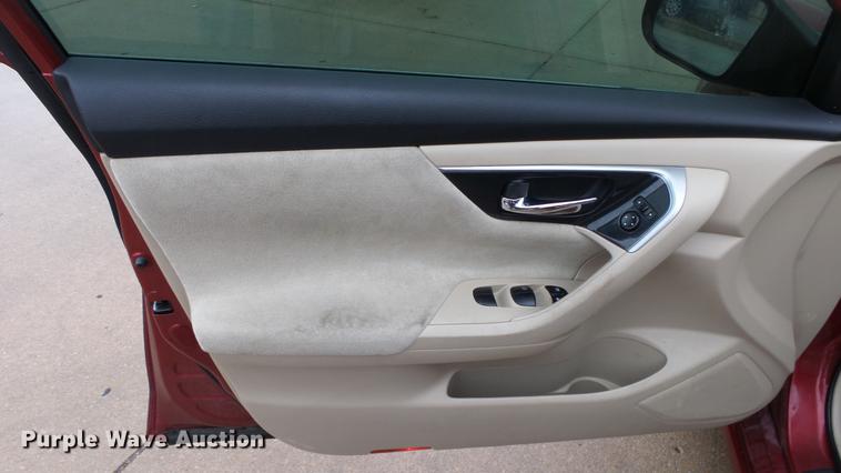 image for item DC0746 2013 Nissan Altima