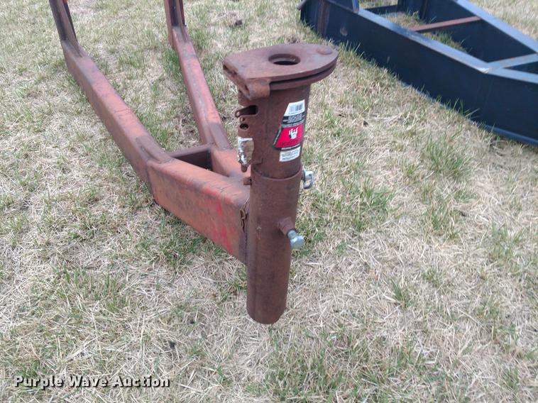 image for item DC0947 (2) gooseneck hitches