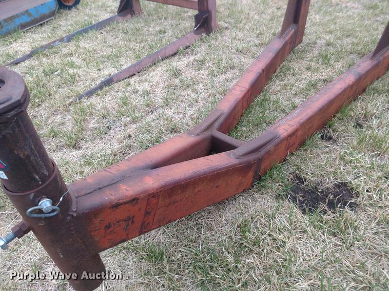 image for item DC0947 (2) gooseneck hitches